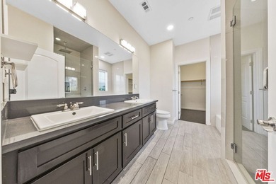 Bright, contemporary, and move-in ready this modern Harbor City - photo 26