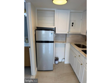 Are you looking for an affordable condo just steps from the - photo 7
