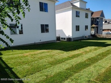 335 Oakland Ave. is the setting for this gorgeous New - photo 28