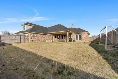 Fabulous floor plan in the highly desirable Hunsley Hills - photo 32