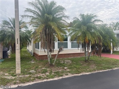 Welcome to this furnished 1980 two-bedroom, two-bath home - photo 2