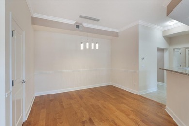 Don't miss the opportunity to own this beautiful ground-floor - photo 6