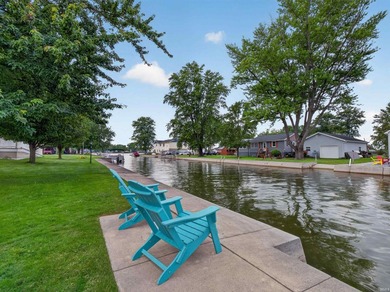 Move right in and start enjoying lake life-this beautifully - photo 4