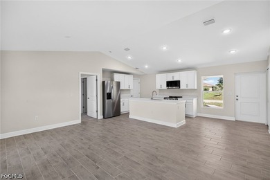 $12,000 CLOSING COST CREDIT AVAILABLE! BEAUTIFUL NEW - photo 9