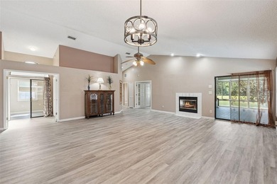 One or more photo(s) has been virtually staged. NEW PRICE ALERT - photo 14