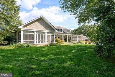 Set along the peaceful waters of Caulk Cove, this extraordinary - photo 38