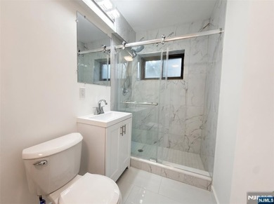 CALL BRANDON ESPERpletely renovated first-floor studio located - photo 7