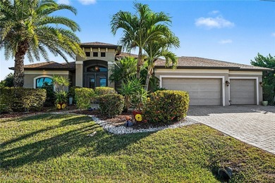 Caloosahatchee River Home For Sale in Cape Coral Florida