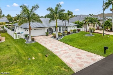 Located in a very desirable neighborhood in SW Cape Coral, this - photo 5