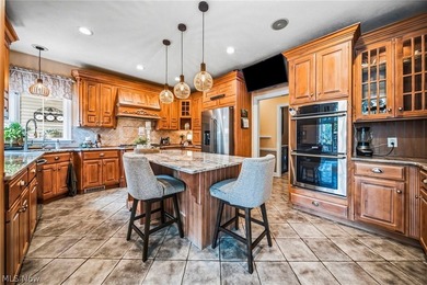This remarkable estate offers the perfect blend of luxury - photo 7
