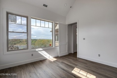 Stunning Un-Obstructed Lake View Home with High-End Finishes - photo 12