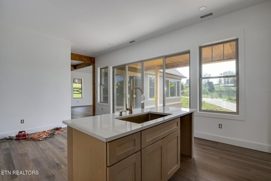 Stunning Un-Obstructed Lake View Home with High-End Finishes - photo 15