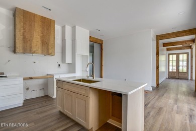 Stunning Un-Obstructed Lake View Home with High-End Finishes - photo 16