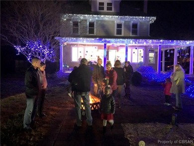 Perfect location for retail storefront, commercial, or great