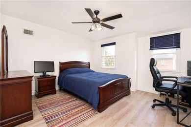 Welcome to 22 Putters Court, Staten Island, NY 10301, a - photo 20
