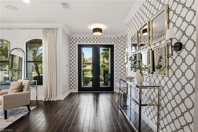 Luxury Naples living awaits in this rarely available and highly - photo 6