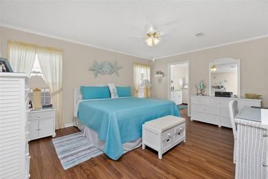 Welcome to Sought-after Eagle Point, A Vibrant 55+ Co-Op Park - photo 3