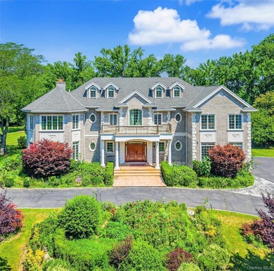 Experience refined luxury in this extraordinary custom lakefront - photo 2