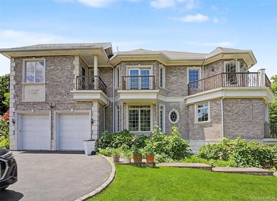 Experience refined luxury in this extraordinary custom lakefront - photo 3