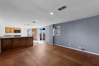 Welcome to the space, freedom, and Lake Granbury lifestyle