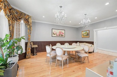 Experience refined luxury in this extraordinary custom lakefront - photo 9