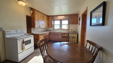 Welcome to your premier legacy ranch in the heart of northern - photo 36