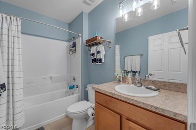 Built in 2018, this highly desirable D.R. Horton *Cali* floor - photo 10