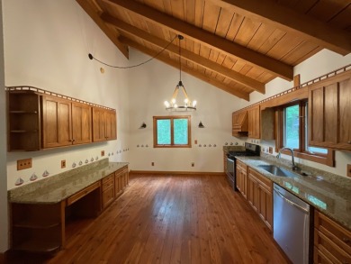 Raccoon Lake, Lake Access, Rustic Cottage - photo 11