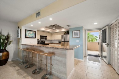$10K PRICE REDUCTION! FURNISHED 2-BEDROOM, 2-BATH THIRD-FLOOR - photo 10