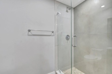IMMEDIATE INCOME-PRODUCING GEM GENERATING $4,400/MONTH & JUST 1 - photo 13