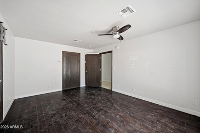 Rare opportunity in coveted Paradise Valley Farms, perfectly - photo 18