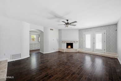 Rare opportunity in coveted Paradise Valley Farms, perfectly - photo 19