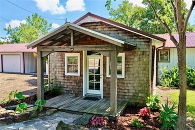 Welcome to your private lakefront retreat on beautiful Lake - photo 1