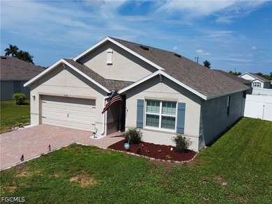 Welcome to this move-in-ready 4-bedroom, 2-bath home offering 1 - photo 2