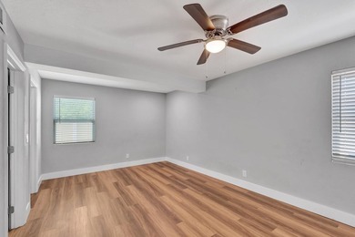 IMMEDIATE INCOME-PRODUCING GEM GENERATING $4,400/MONTH & JUST 1 - photo 26