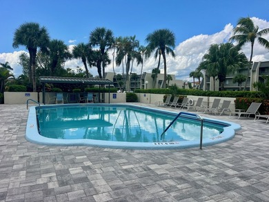 Welcome to this charming two-bedroom, two-bathroom condominium - photo 28