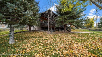 Live the Colorado Lifestyle on the Golf Course! Perfectly - photo 30