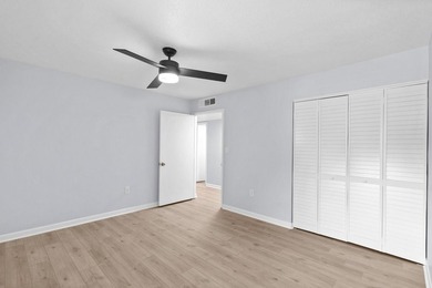 Experience coastal living in this beautifully updated 2-bedroom - photo 31
