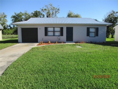 Lake Okeechobee Home For Sale in Okeechobee Florida
