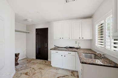 Rare opportunity in coveted Paradise Valley Farms, perfectly - photo 32