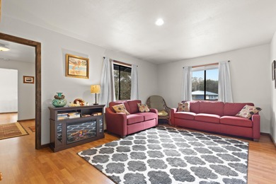 Charming 3-Bedroom Home in Volcano Golf & Country Club with - photo 3