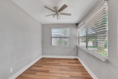 IMMEDIATE INCOME-PRODUCING GEM GENERATING $4,400/MONTH & JUST 1 - photo 35