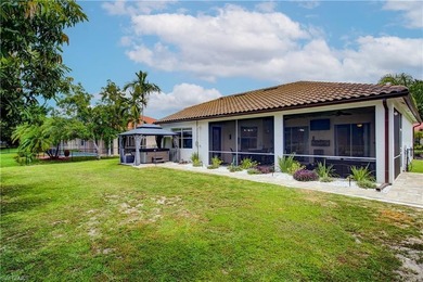 IMPACT WINDOWS - 3-CAR GARAGE - FENCED YARD WITH HOT TUB! - photo 37