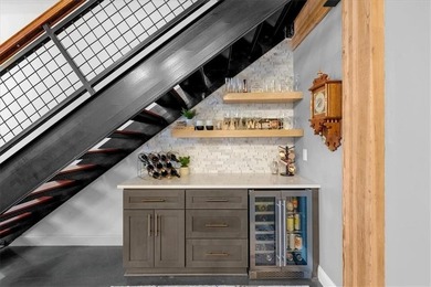Exceptional luxury living in the heart of the River Market at - photo 5