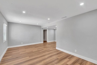 IMMEDIATE INCOME-PRODUCING GEM GENERATING $4,400/MONTH & JUST 1 - photo 56