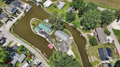 Lake Home For Sale in Wolcottville, Indiana