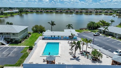 2 bed 2 bath TURNKEY condo in the complex of Lakeshore, which is - photo 3