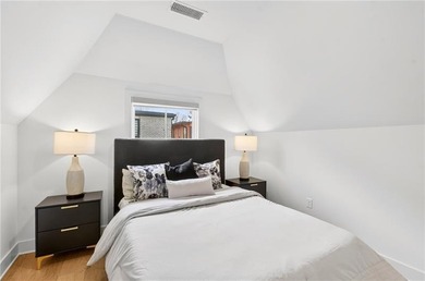 Set within the award-winning Trilith community, this - photo 13
