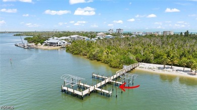 Welcome to waterfront living on Fort Myers Beach! Boaters will - photo 3