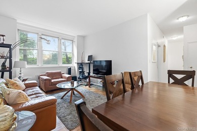 Spacious two-bedroom conveniently located on a dead-end - photo 4